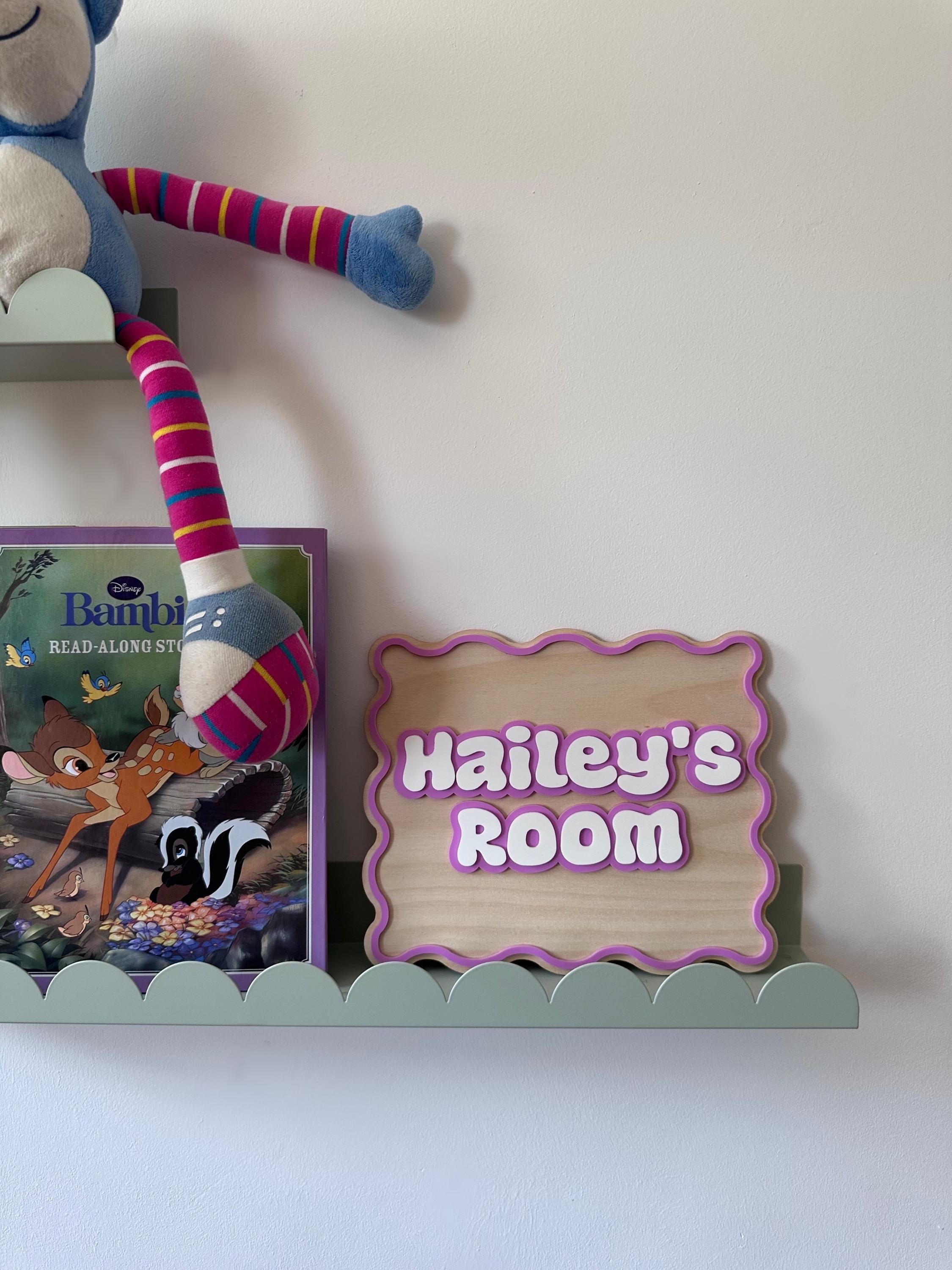 Wooden Wavy Name Sign - Playful Wall hanging kids room decoration